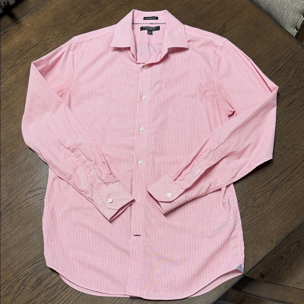 Banana Republic Women's Pink Button Down Shirt